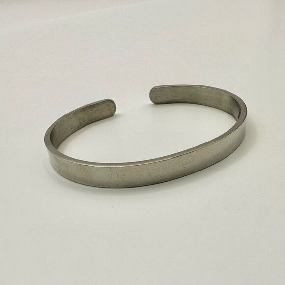 Shelby She believed she could so she did stainless steel cuff bracelet - Picture 4 of 7